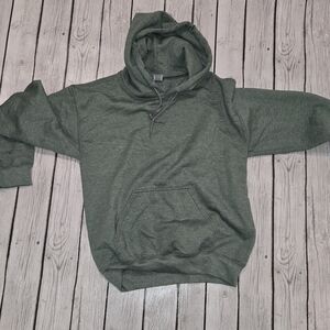NWOT Gildan Dark Green Hoodie Unisex Size Small